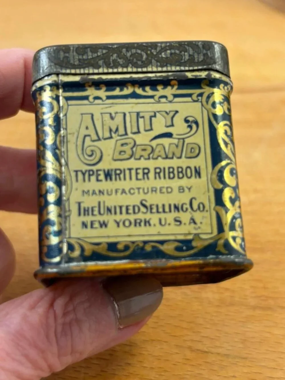 Vintage Amity Brand Typewriter Ribbon Tin Purple Copy New York USA - Picture 4 of 7